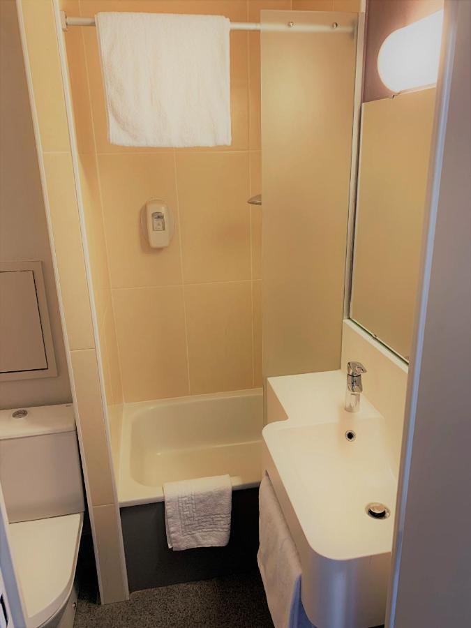 Kyriad Direct Clermont Ferrand Nord Gerzat Kültér fotó